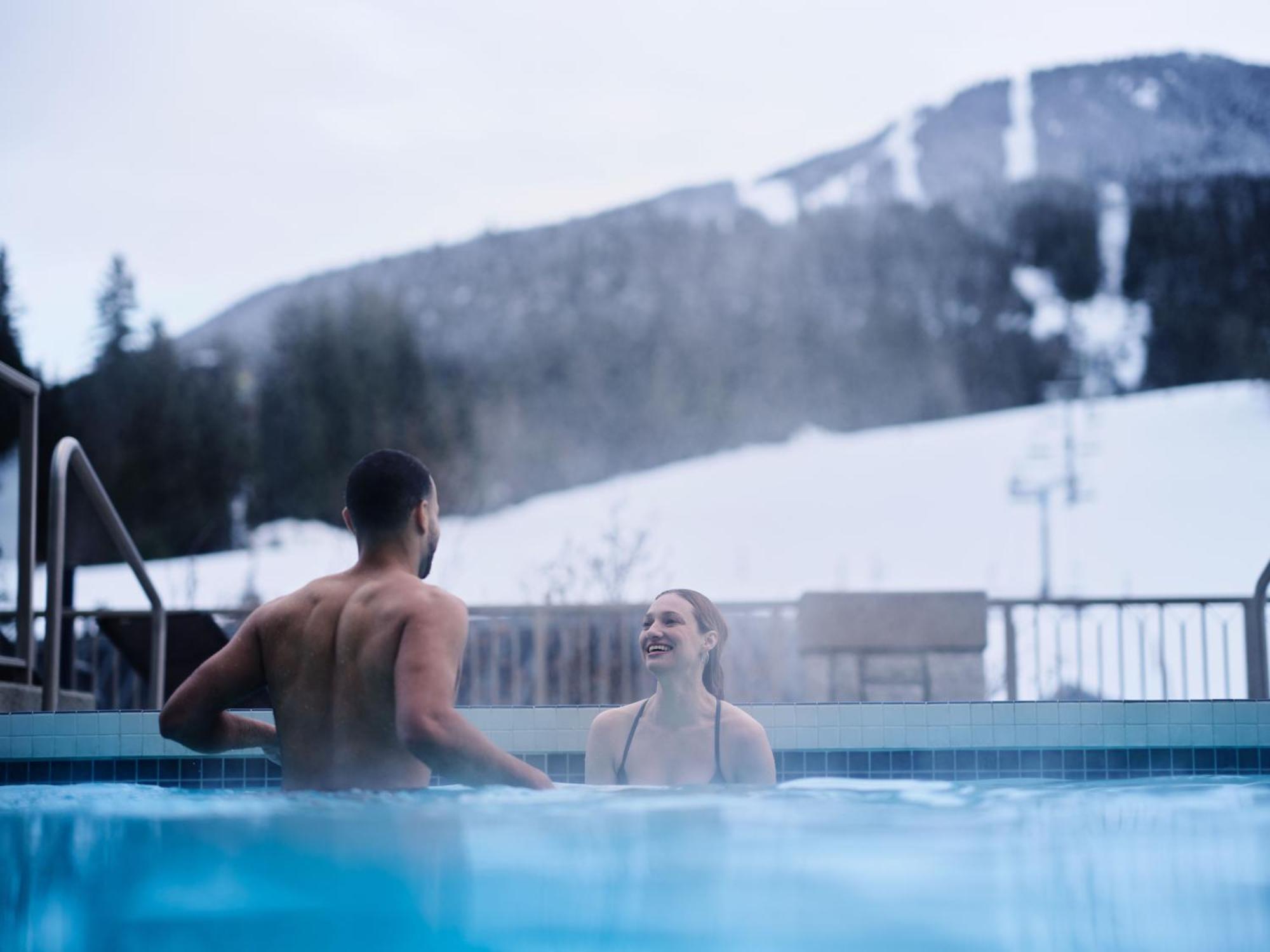 Pan Pacific Whistler Mountainside Hotell Eksteriør bilde
